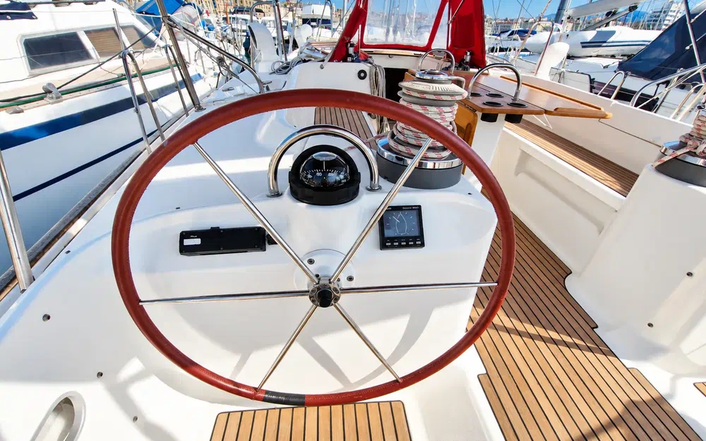 slider 4 Beneteau 50