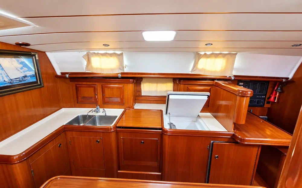 slider 9 Beneteau 50