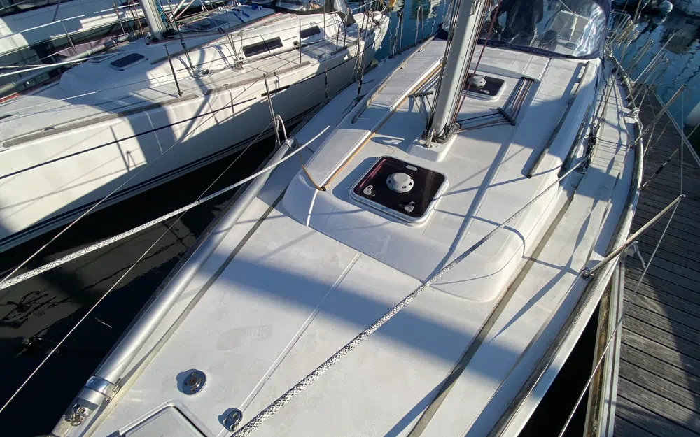 slider 6 Dufour 335 Grand Large