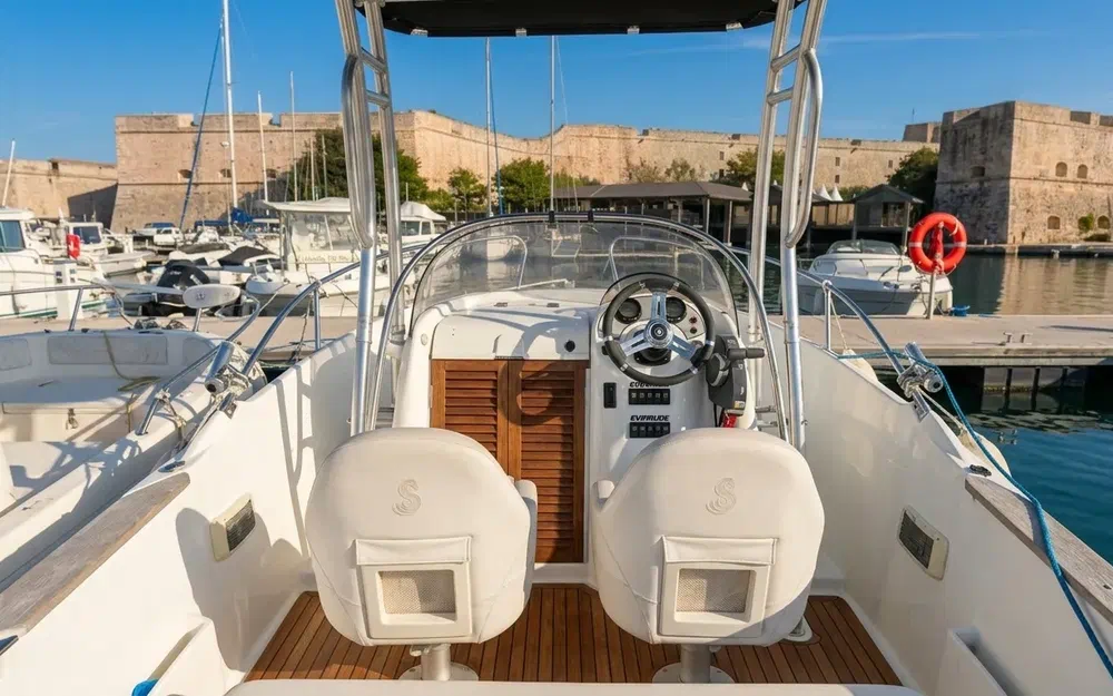 slider 11 Beneteau Flyer 650 Open