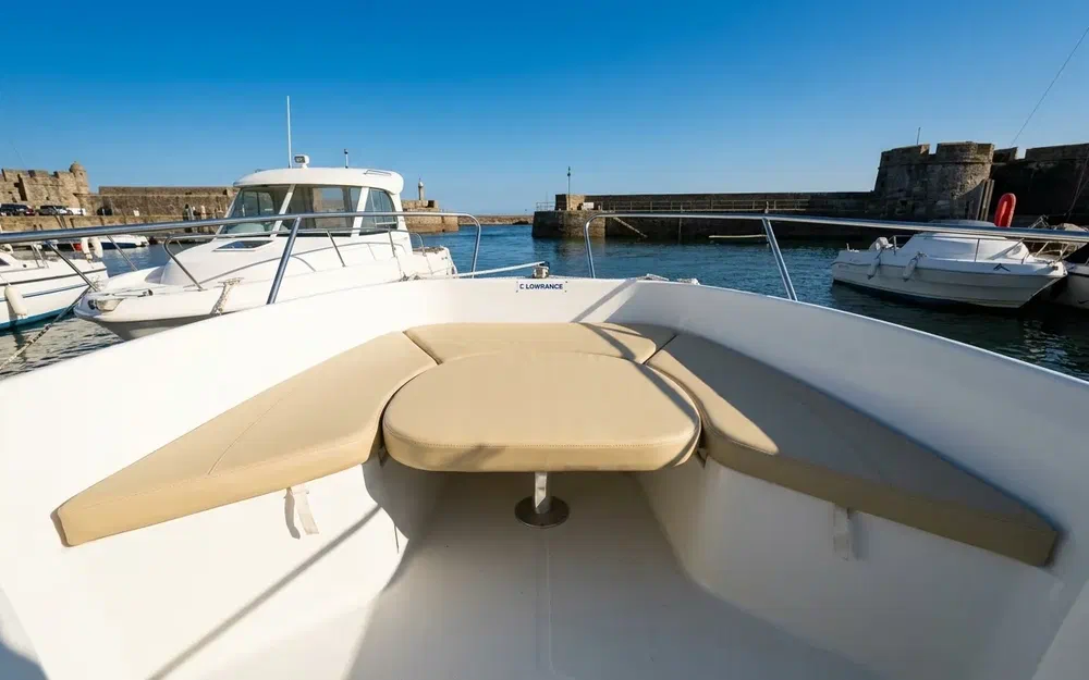 slider 3 Beneteau Flyer 650 Open