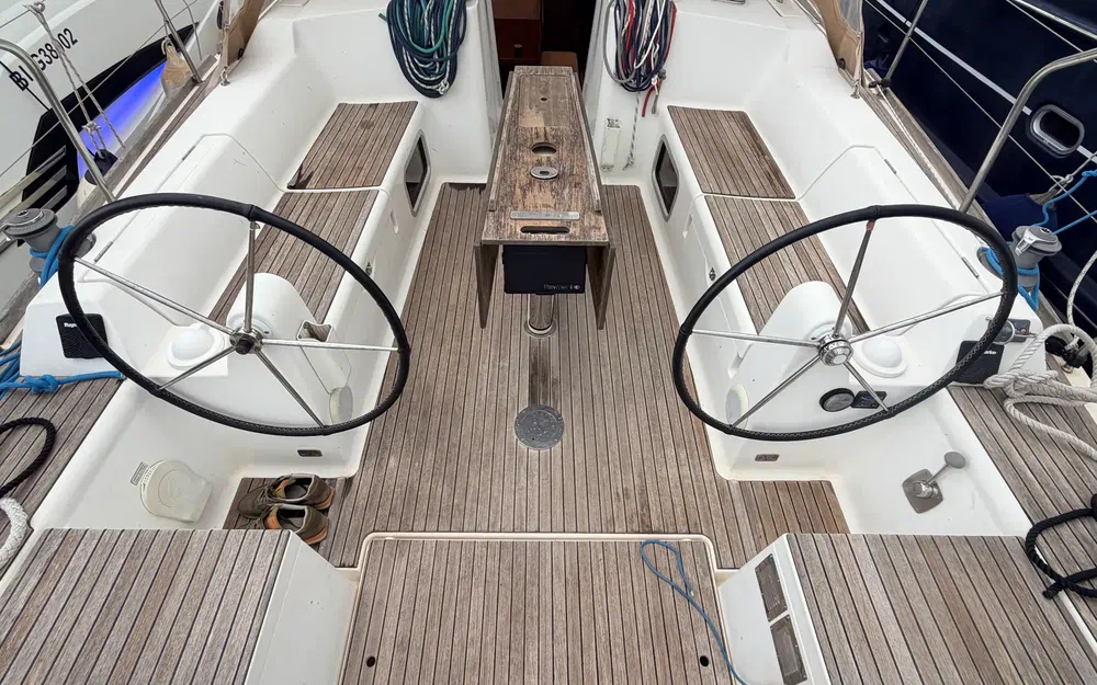 slider 4 Dufour 405 Grand Large
