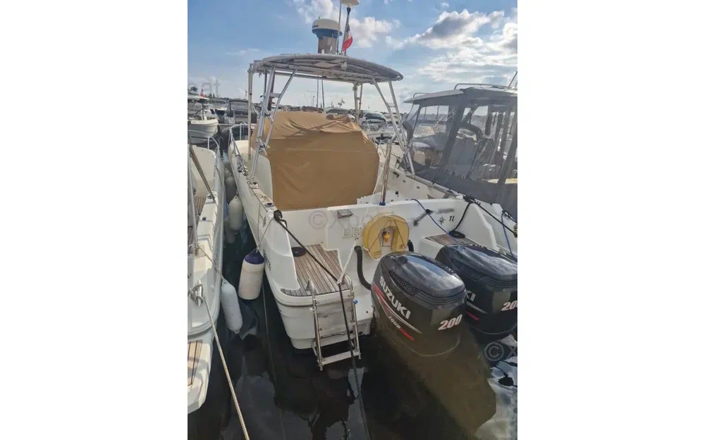 slider 0 Jeanneau Cap Camarat 8.5 WA