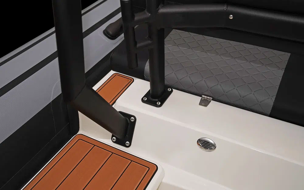 slider 9 Brig NAVIGATOR 19