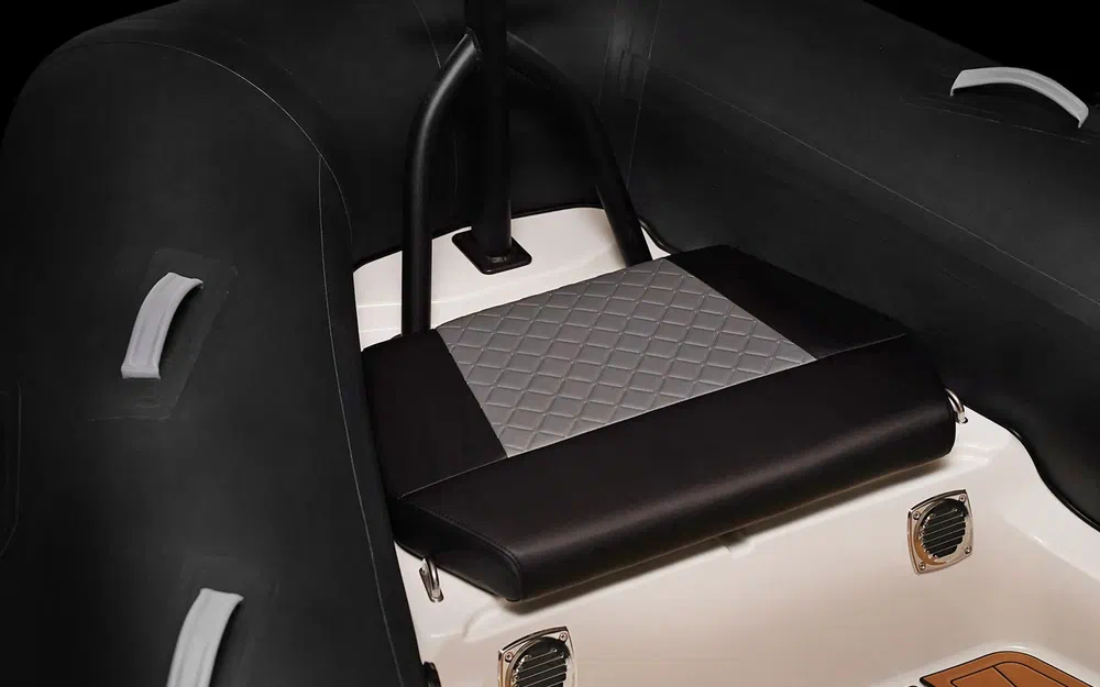 slider 13 Brig NAVIGATOR 19