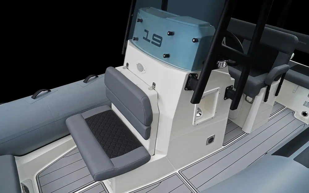 slider 15 Brig NAVIGATOR 19