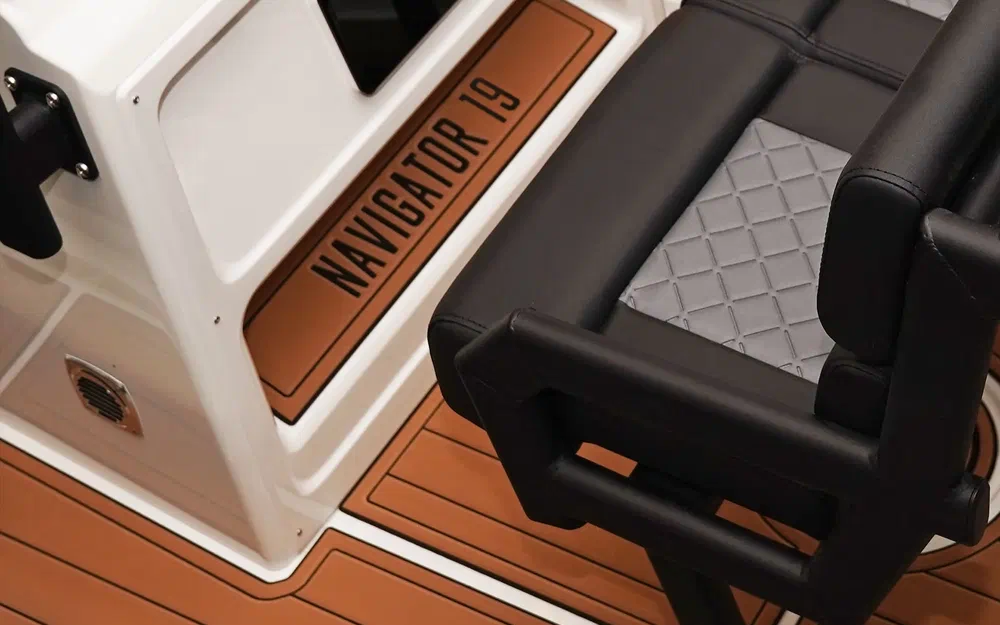 slider 6 Brig NAVIGATOR 19