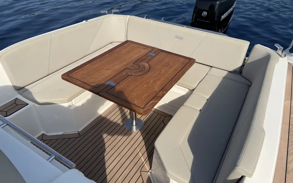 slider 11 Joker Boat Clubman 28
