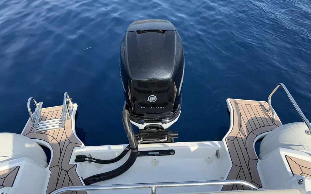slider 13 Joker Boat Clubman 28