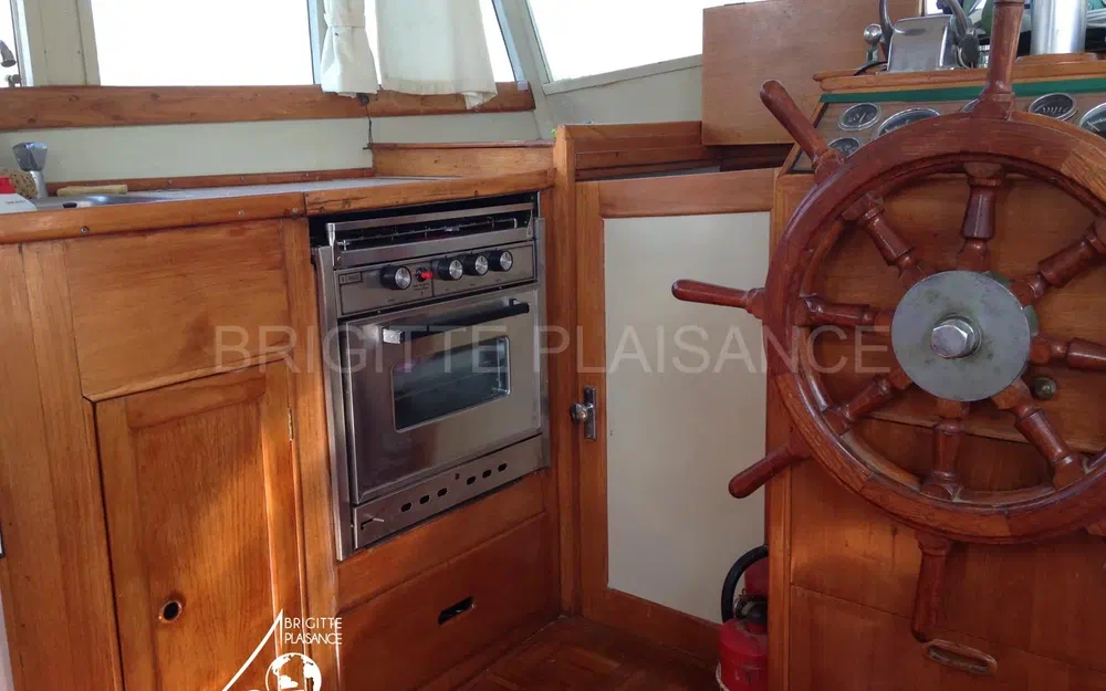 slider 7 Grand Banks 36