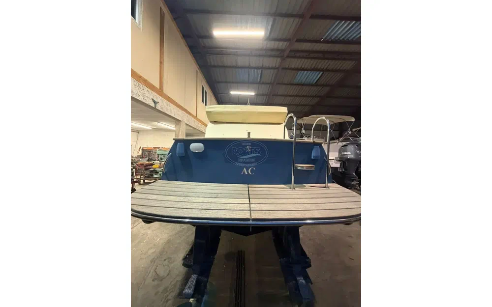 slider 10 Rhea 35 Open