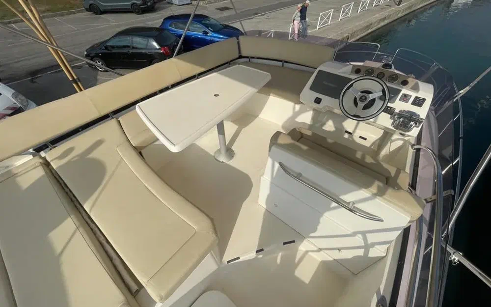 slider 11 Jeanneau Prestige 440