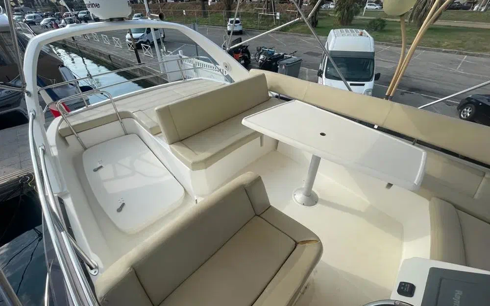 slider 12 Jeanneau Prestige 440