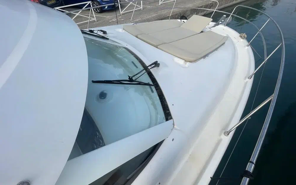 slider 21 Jeanneau Prestige 440