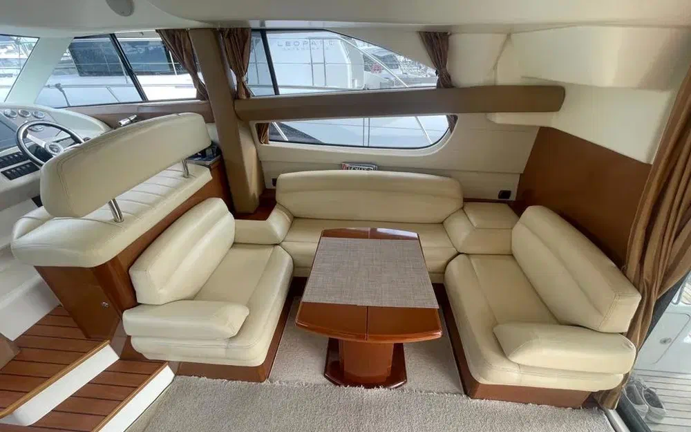 slider 25 Jeanneau Prestige 440