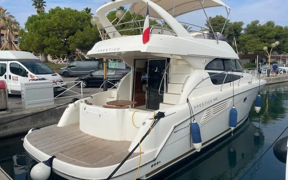 slider 2 Jeanneau Prestige 440