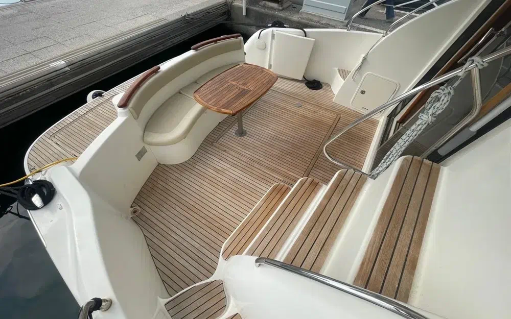 slider 7 Jeanneau Prestige 440
