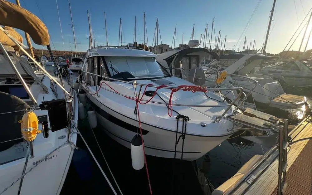 slider 2 Jeanneau Merry Fisher 895
