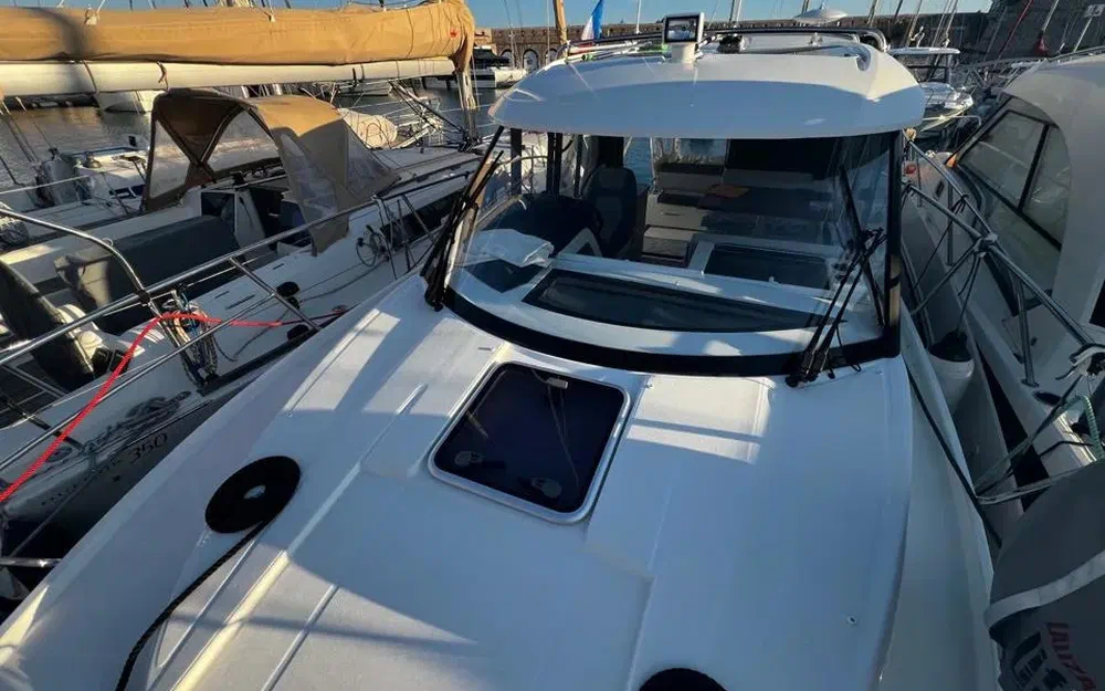slider 4 Jeanneau Merry Fisher 895