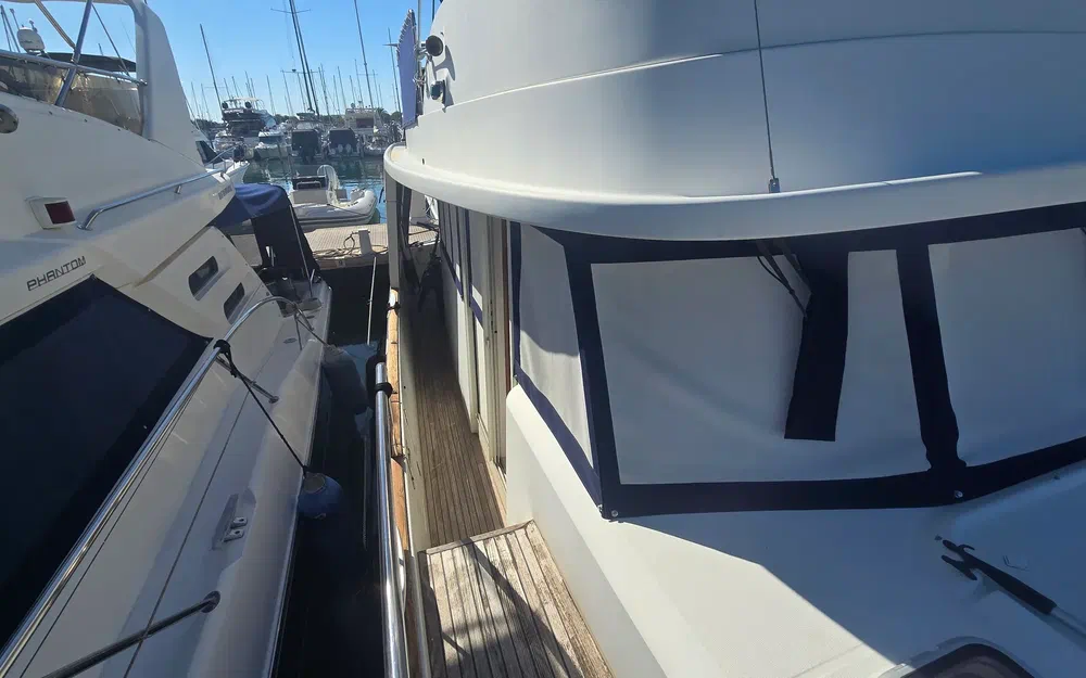 slider 34 Beneteau Swift Trawler 42