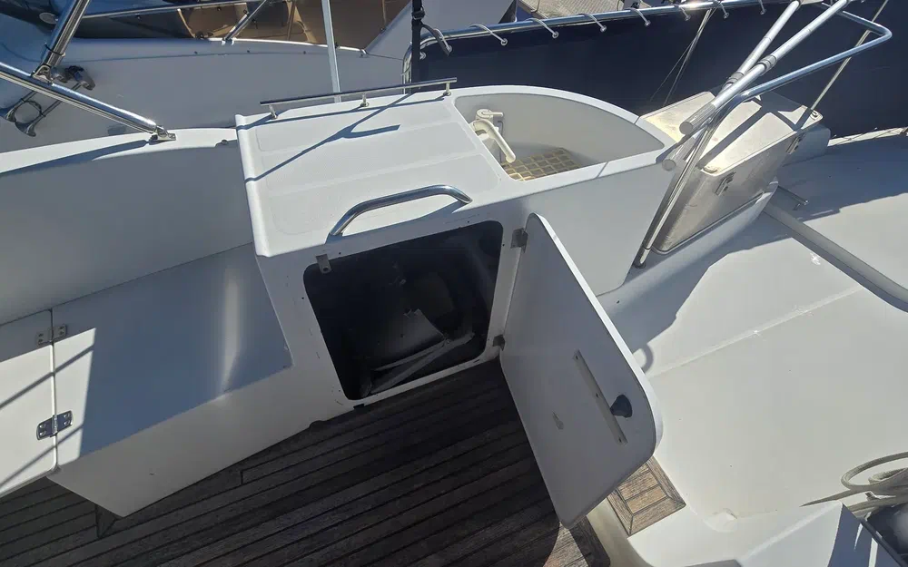 slider 39 Beneteau Swift Trawler 42