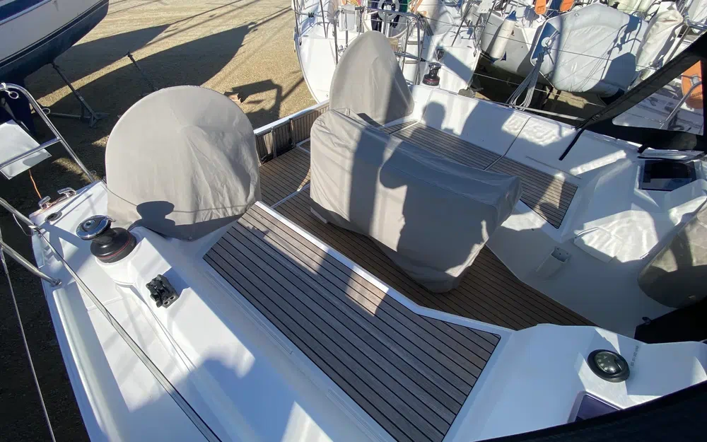 slider 9 Beneteau Oceanis 34.1