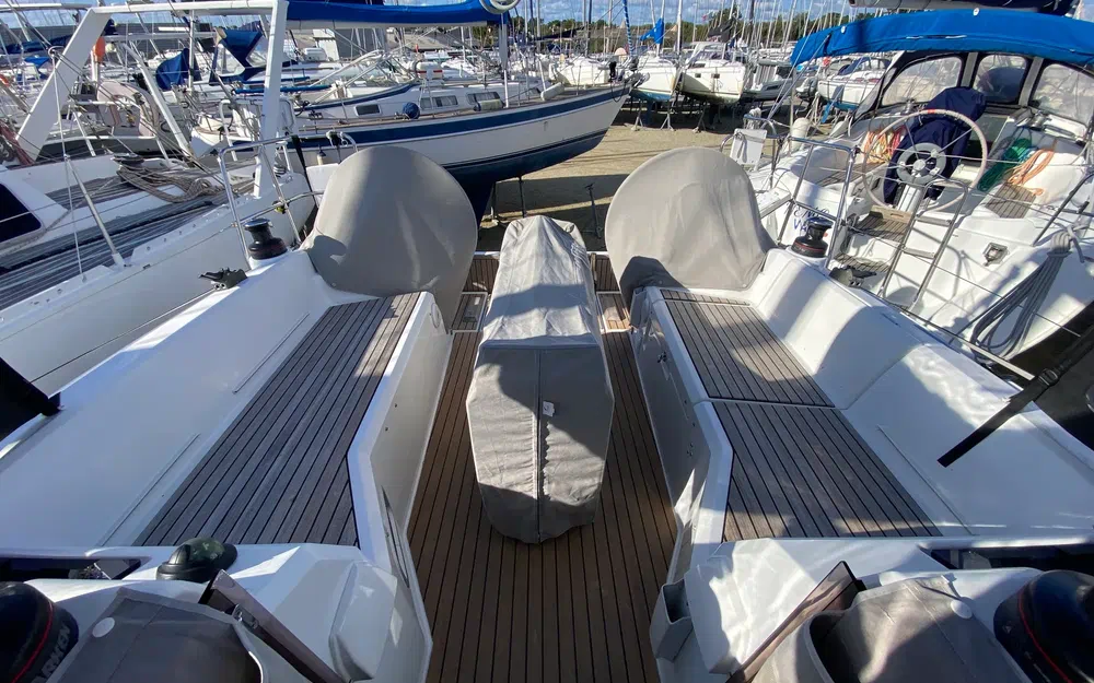 slider 18 Beneteau Oceanis 34.1