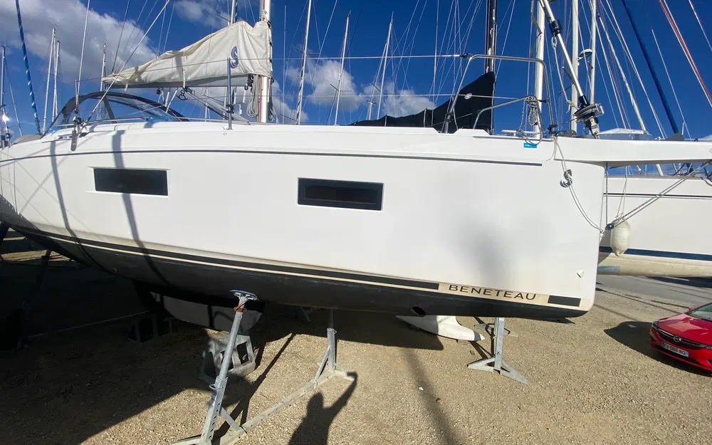 slider 2 Beneteau Oceanis 34.1