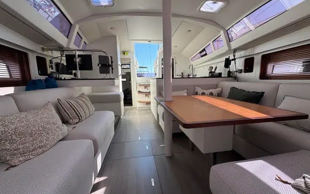 slider 2 RM Yachts RM 1180