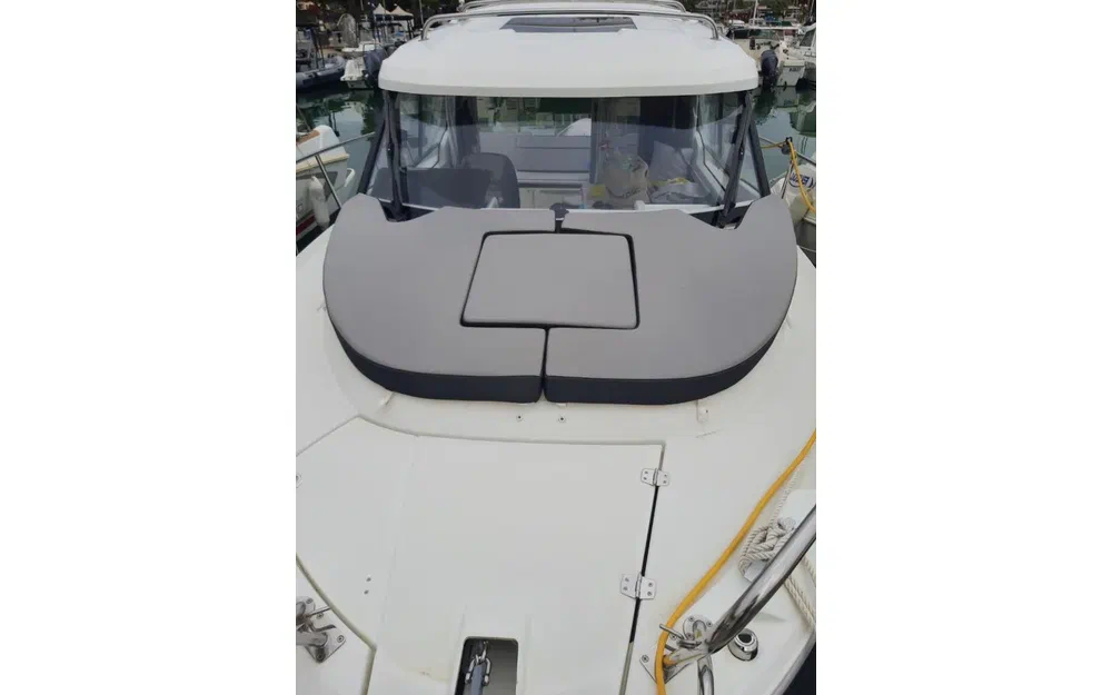 slider 12 Jeanneau Merry Fisher 695