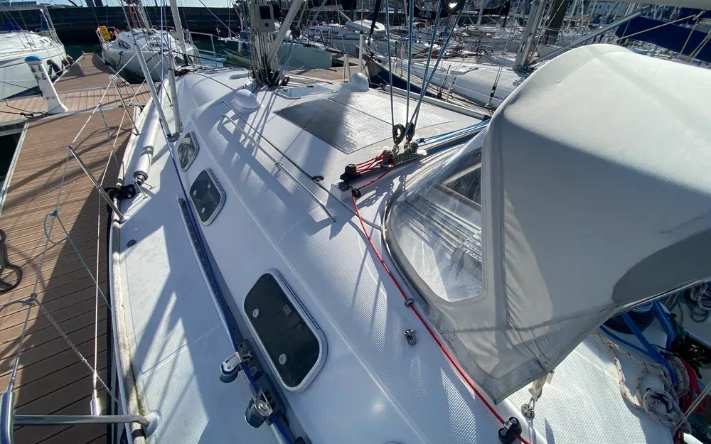 slider 2 Beneteau First 42S7
