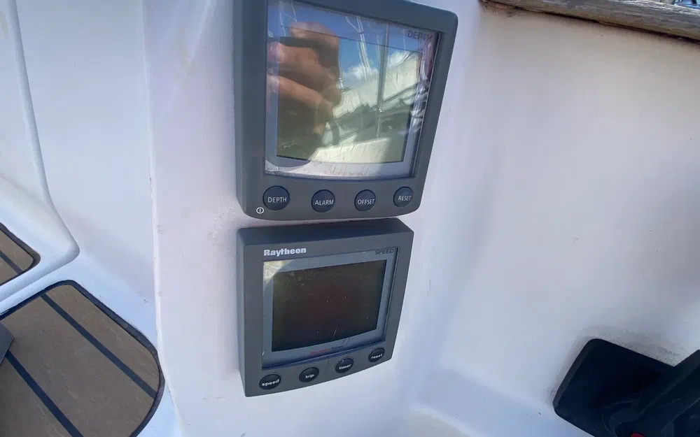 slider 11 Beneteau First 42S7