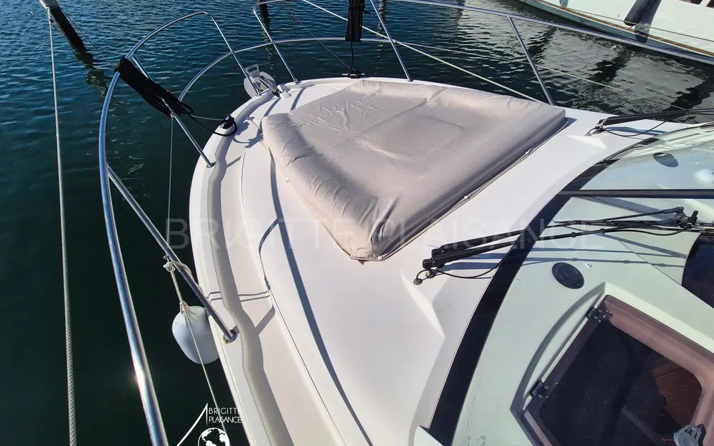 slider 2 Jeanneau Merry Fisher 10