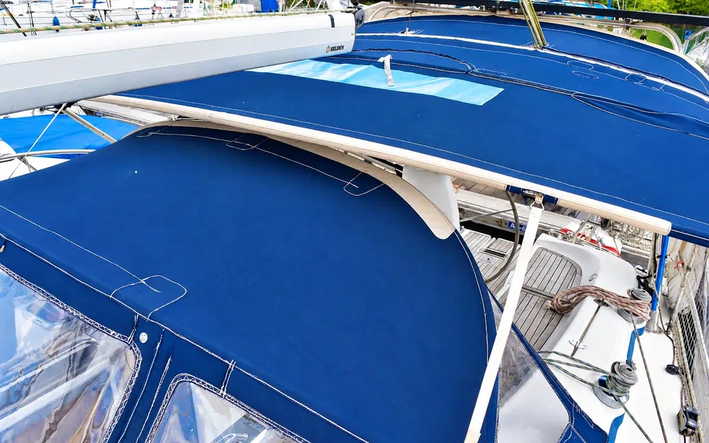 slider 10 Bavaria 38 Cruiser