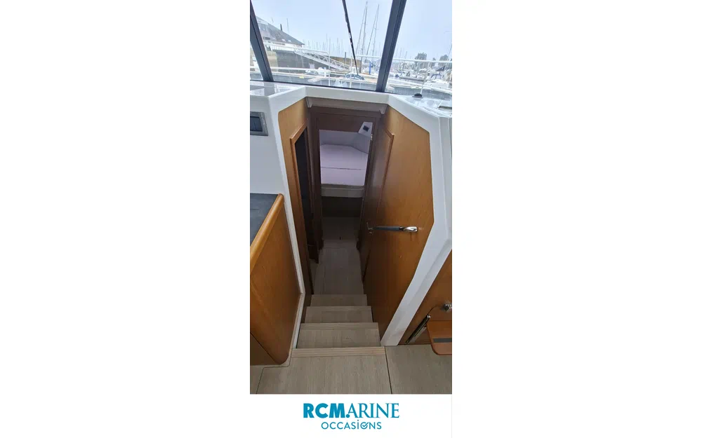 slider 9 Beneteau Swift Trawler 35