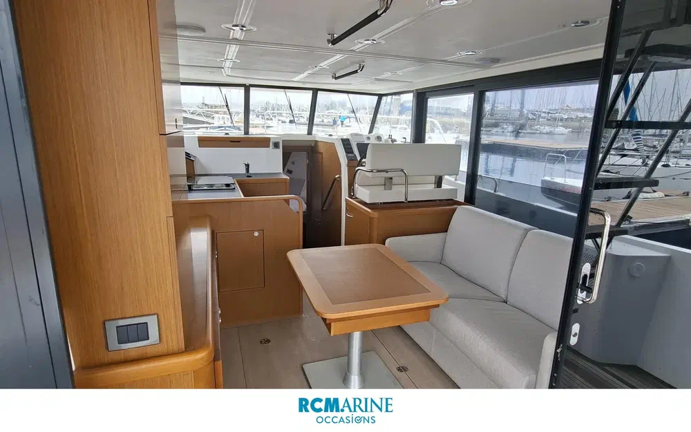 slider 3 Beneteau Swift Trawler 35