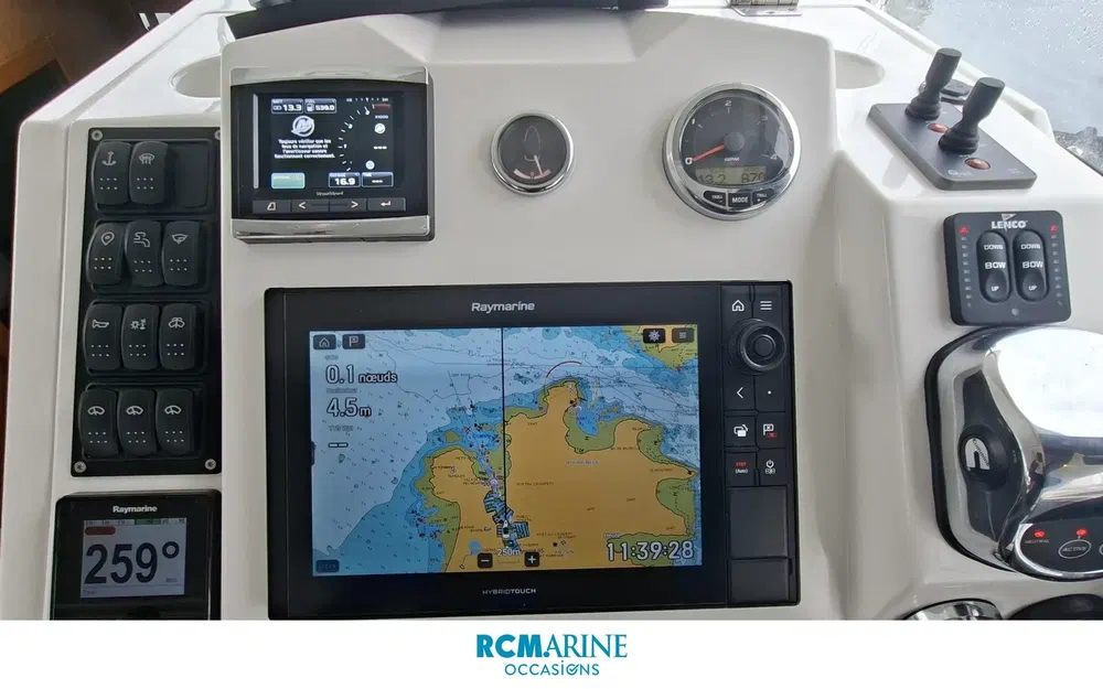 slider 5 Beneteau Swift Trawler 35