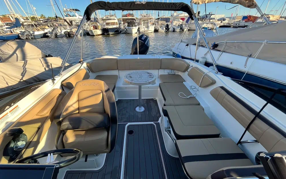 slider 31 Sea Ray 210 SPX OB