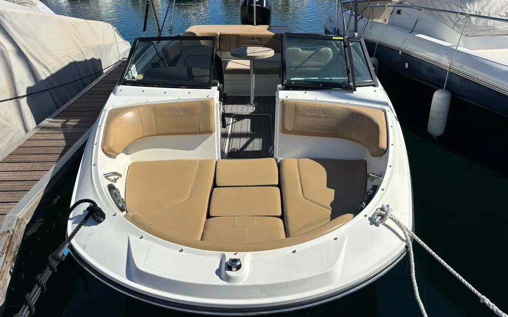 slider 2 Sea Ray 210 SPX OB