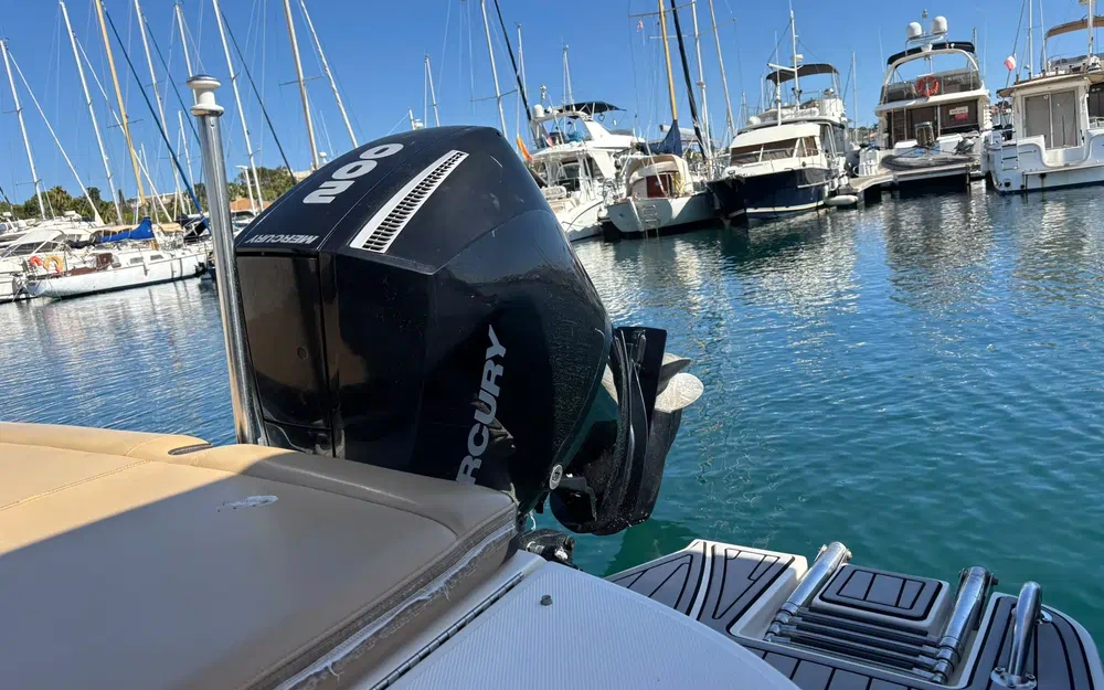 slider 10 Sea Ray 210 SPX OB