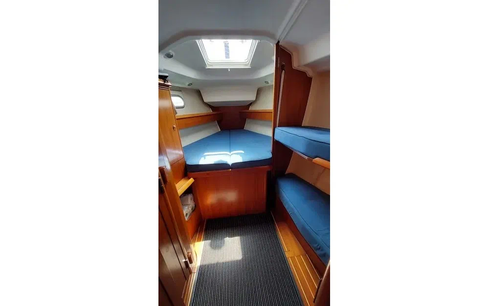 slider 14 Jeanneau Sun Odyssey 43 DS