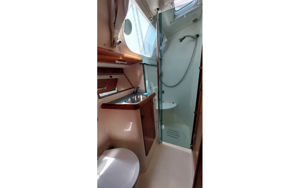 slider 22 Jeanneau Sun Odyssey 43 DS