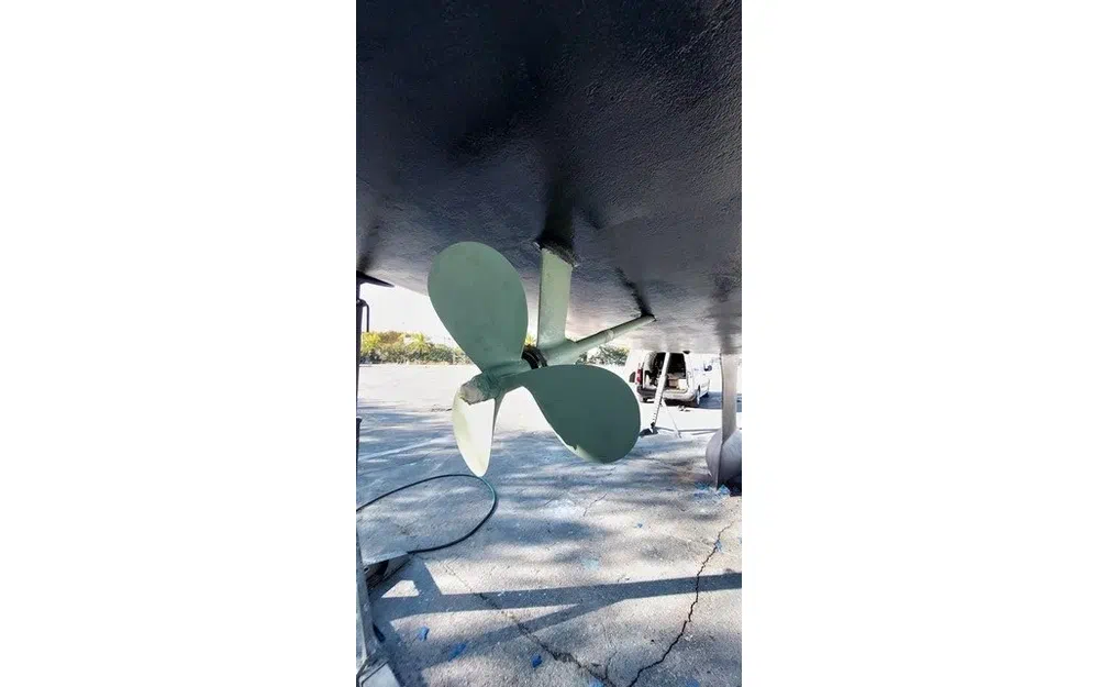 slider 8 Jeanneau Sun Odyssey 43 DS