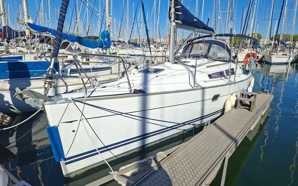 slider 1 Jeanneau Sun Odyssey 32