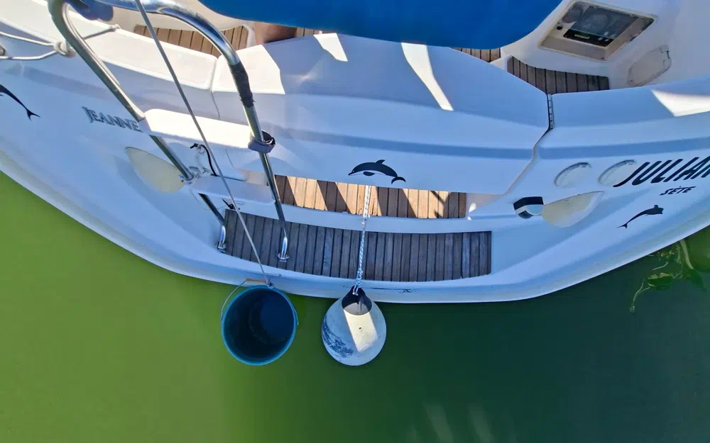 slider 8 Jeanneau Sun Odyssey 32