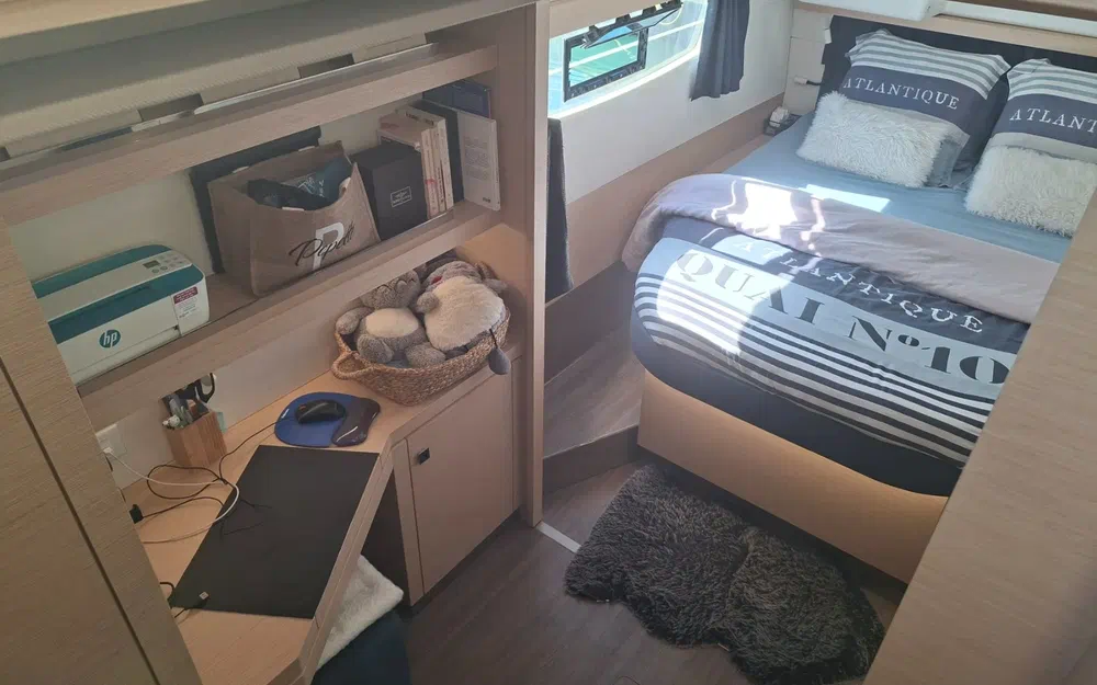 slider 18 Fountaine Pajot Lucia 40