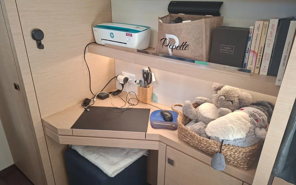 slider 20 Fountaine Pajot Lucia 40