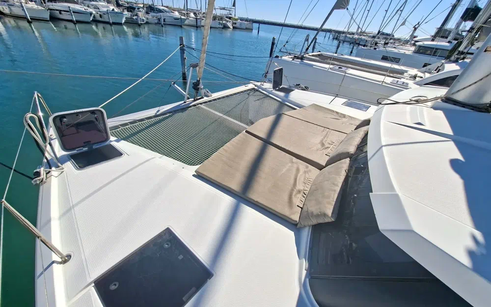 slider 3 Fountaine Pajot Lucia 40