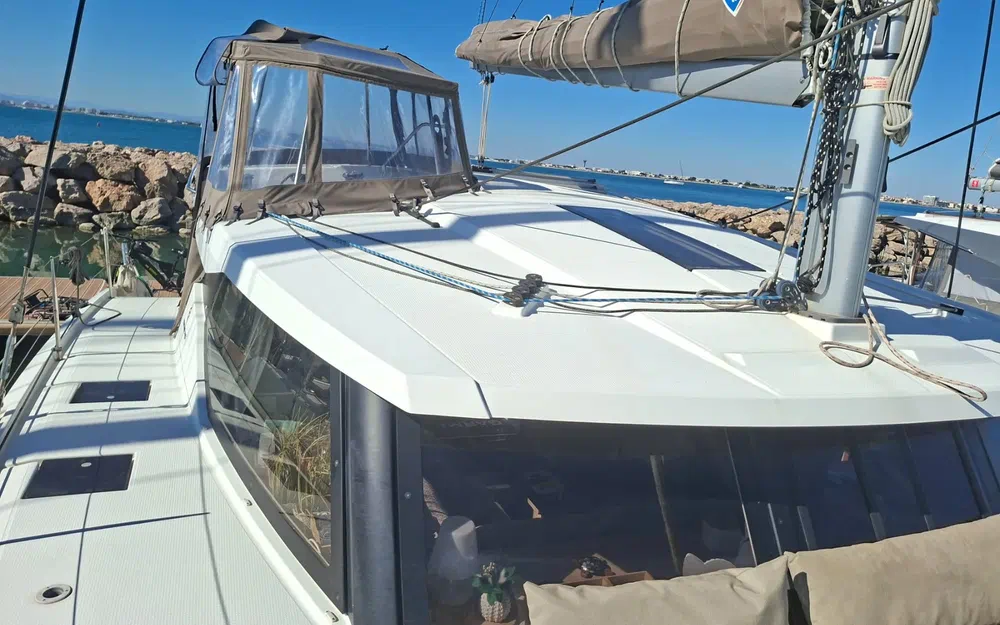 slider 5 Fountaine Pajot Lucia 40