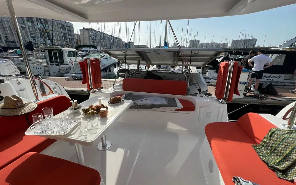 slider 4 Excess Catamarans Excess 11